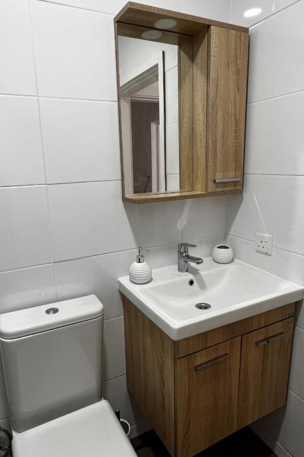 Stylish 3 Bedroom Apartment In Kyrenia  Extérieur photo