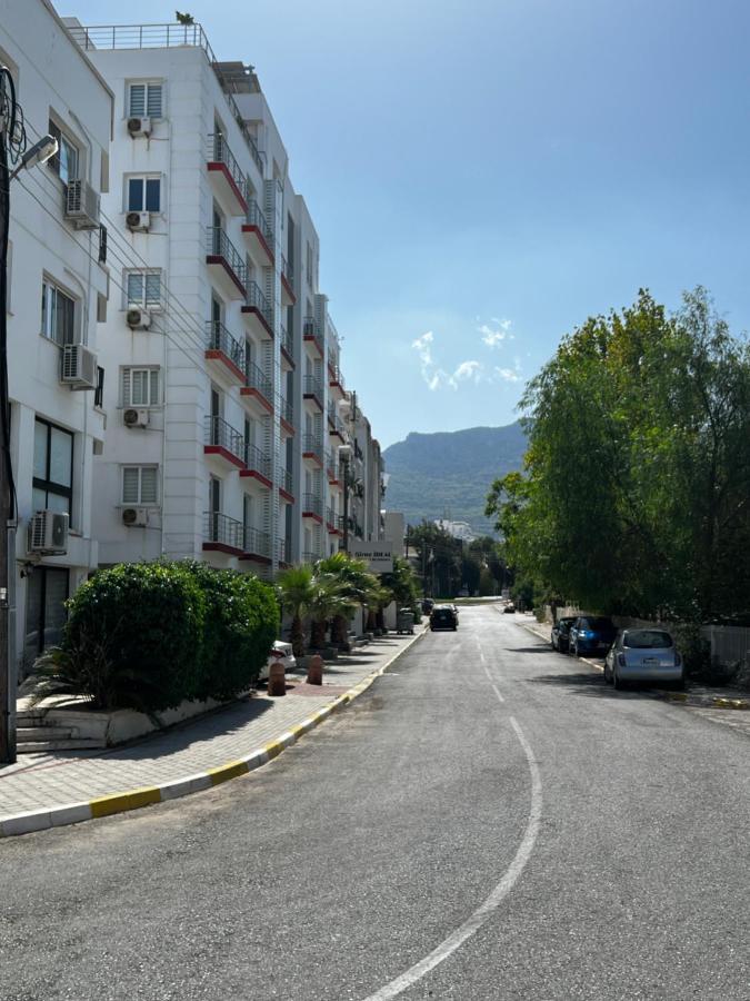Stylish 3 Bedroom Apartment In Kyrenia  Extérieur photo
